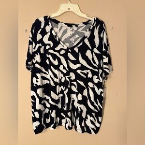 Nine West Zebra Print V-Neck Top